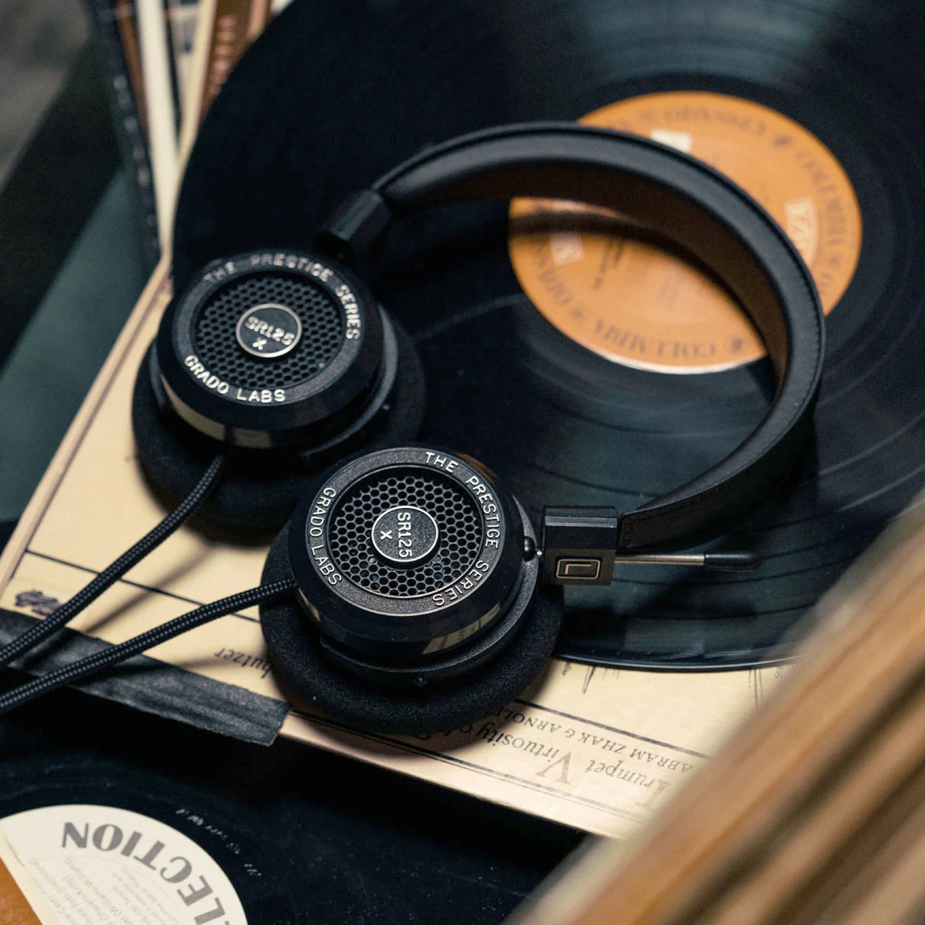 Grado: SR125X Prestige Series Headphones - Image 3