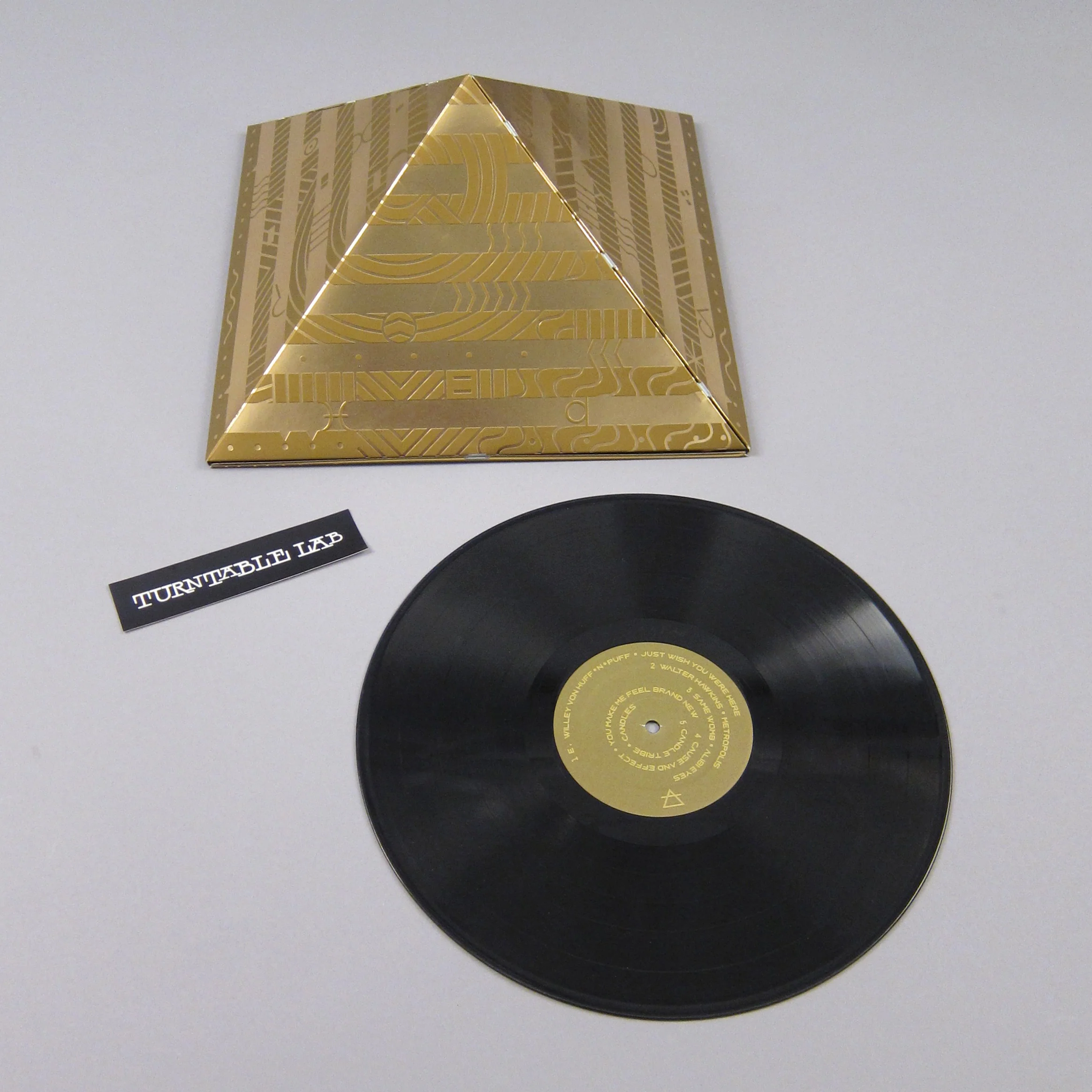 Numero Group: Visible & Invisible Persons Distributed In Space Vinyl LP - Image 2