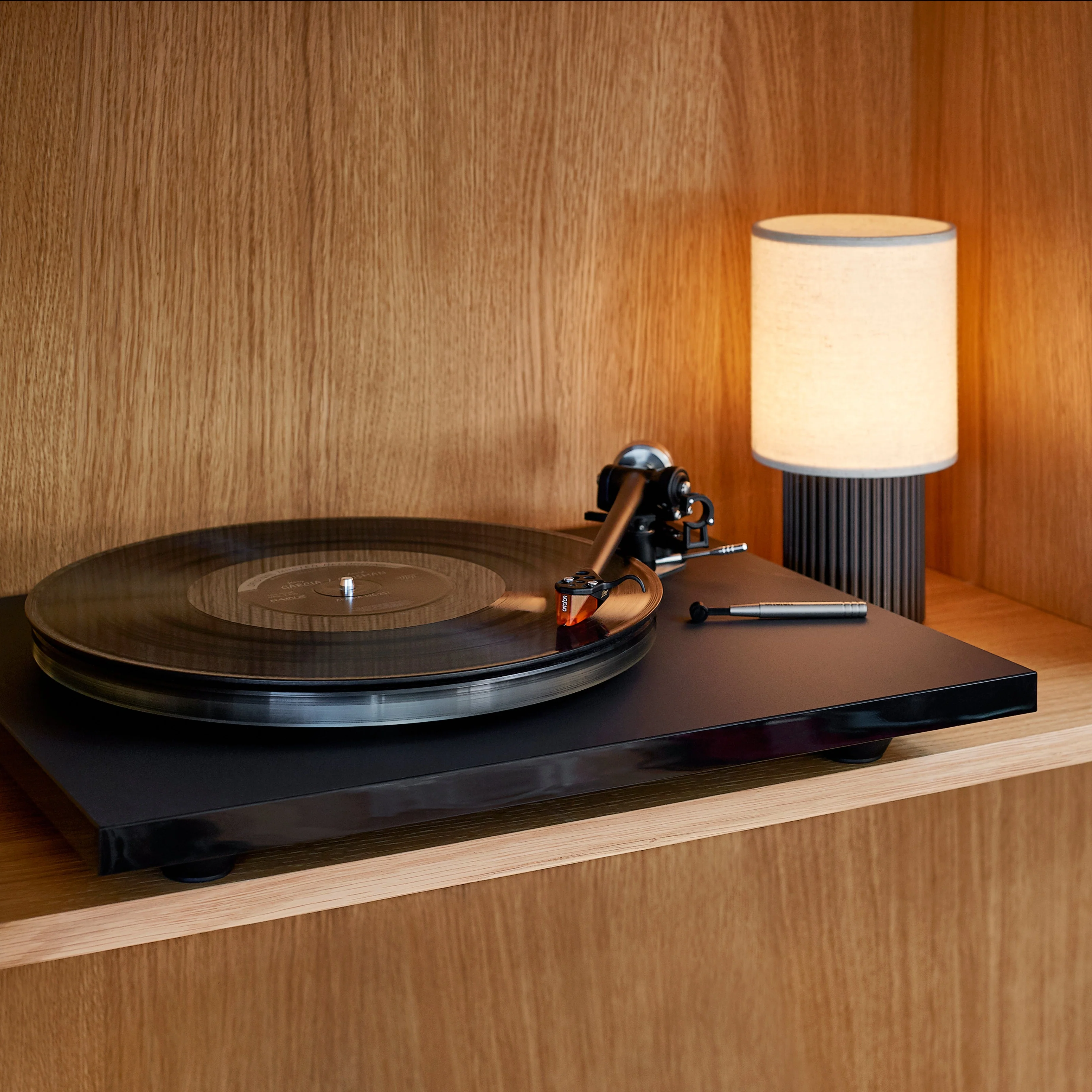 Ortofon: 2MR Low Profile Cartridge for Rega Turntables - Image 3